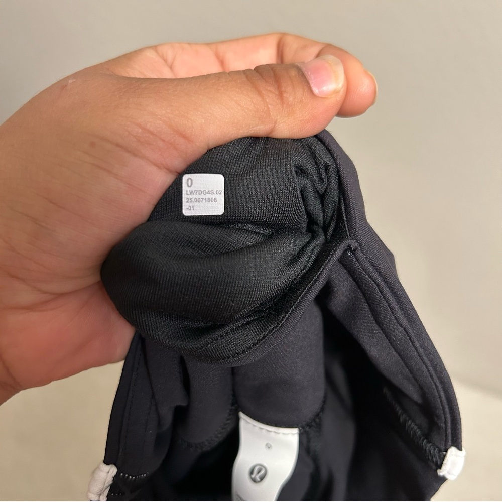 NWT 0 Lululemon Align Hi-Rise Stripe Short 6” inseam Black Activewear Workout - Picture 7 of 10